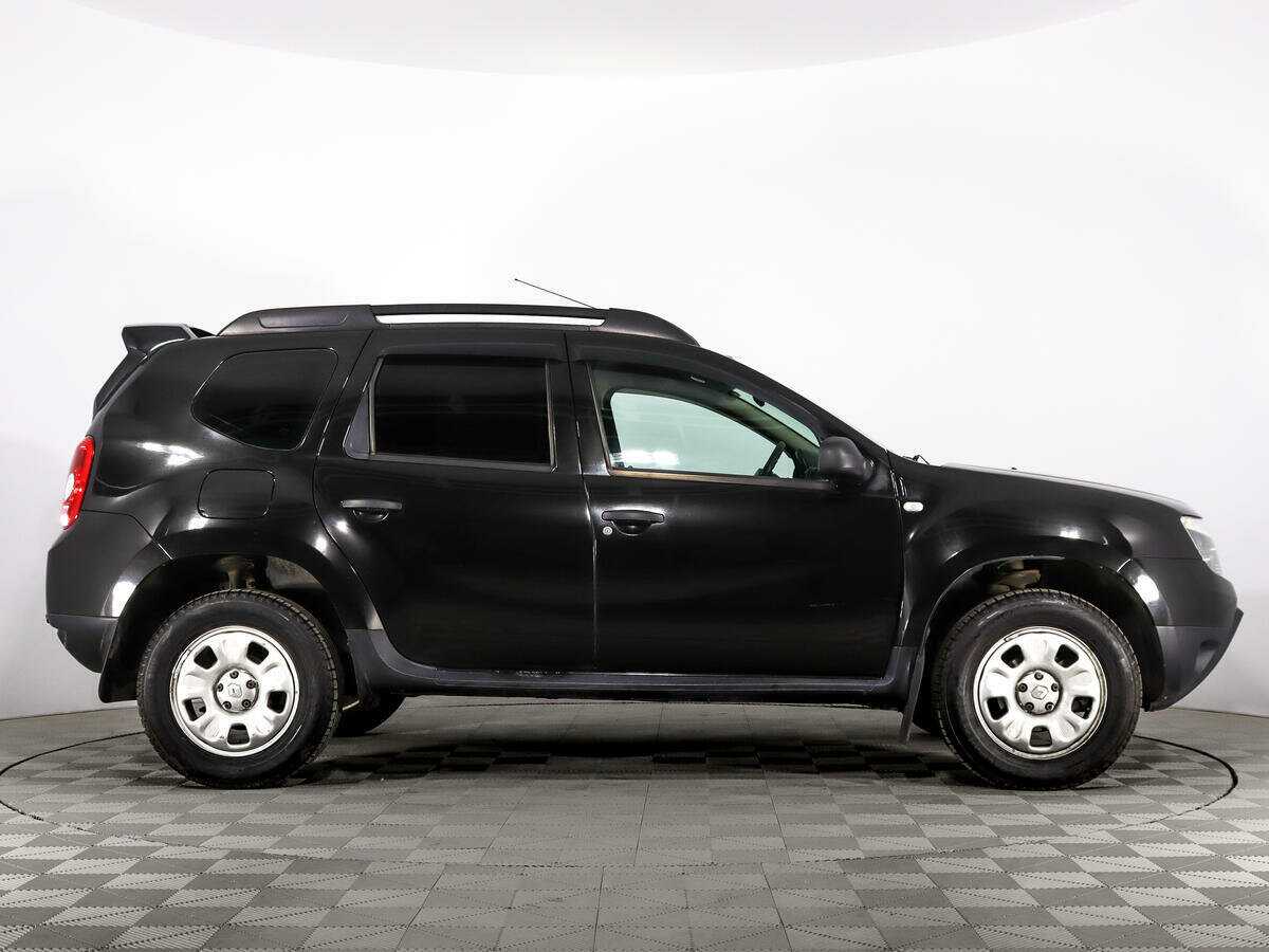 Renault Duster с пробегом — 2014 год. Фото: #3