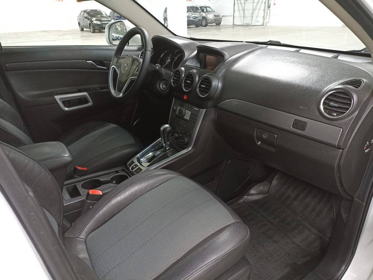 Opel Antara с пробегом — 2013 год. Фото: #10