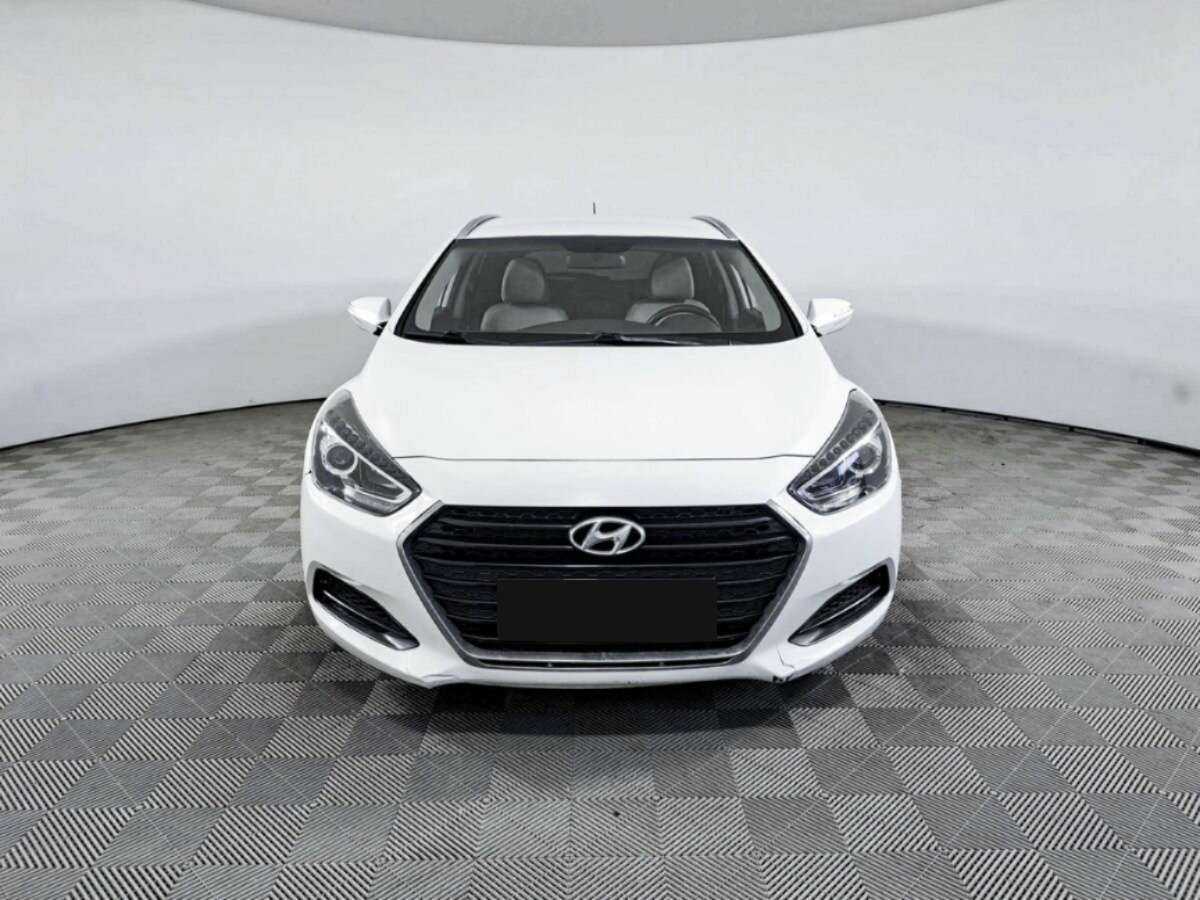 Hyundai i40 с пробегом — 2015 год. Фото: #1
