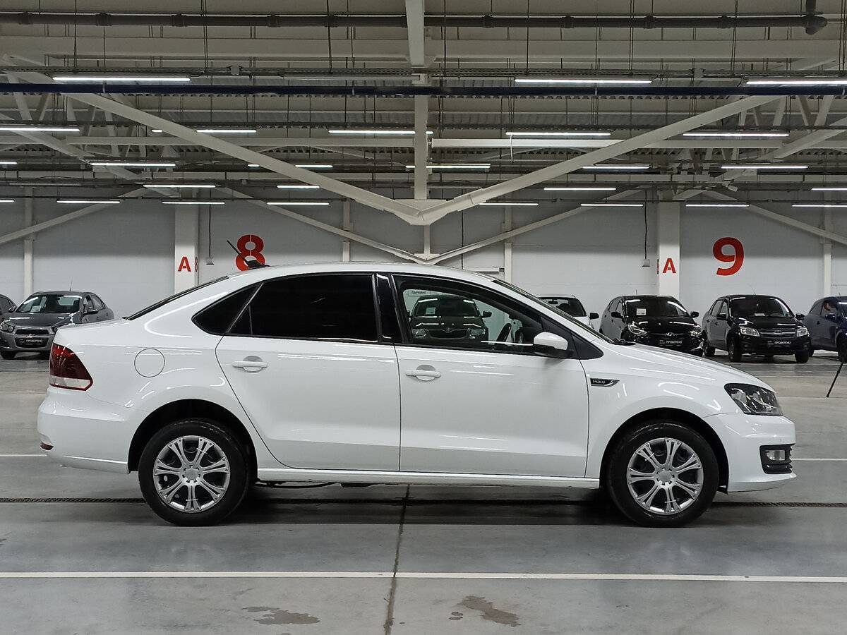 Volkswagen Polo с пробегом — 2018 год. Фото: #3