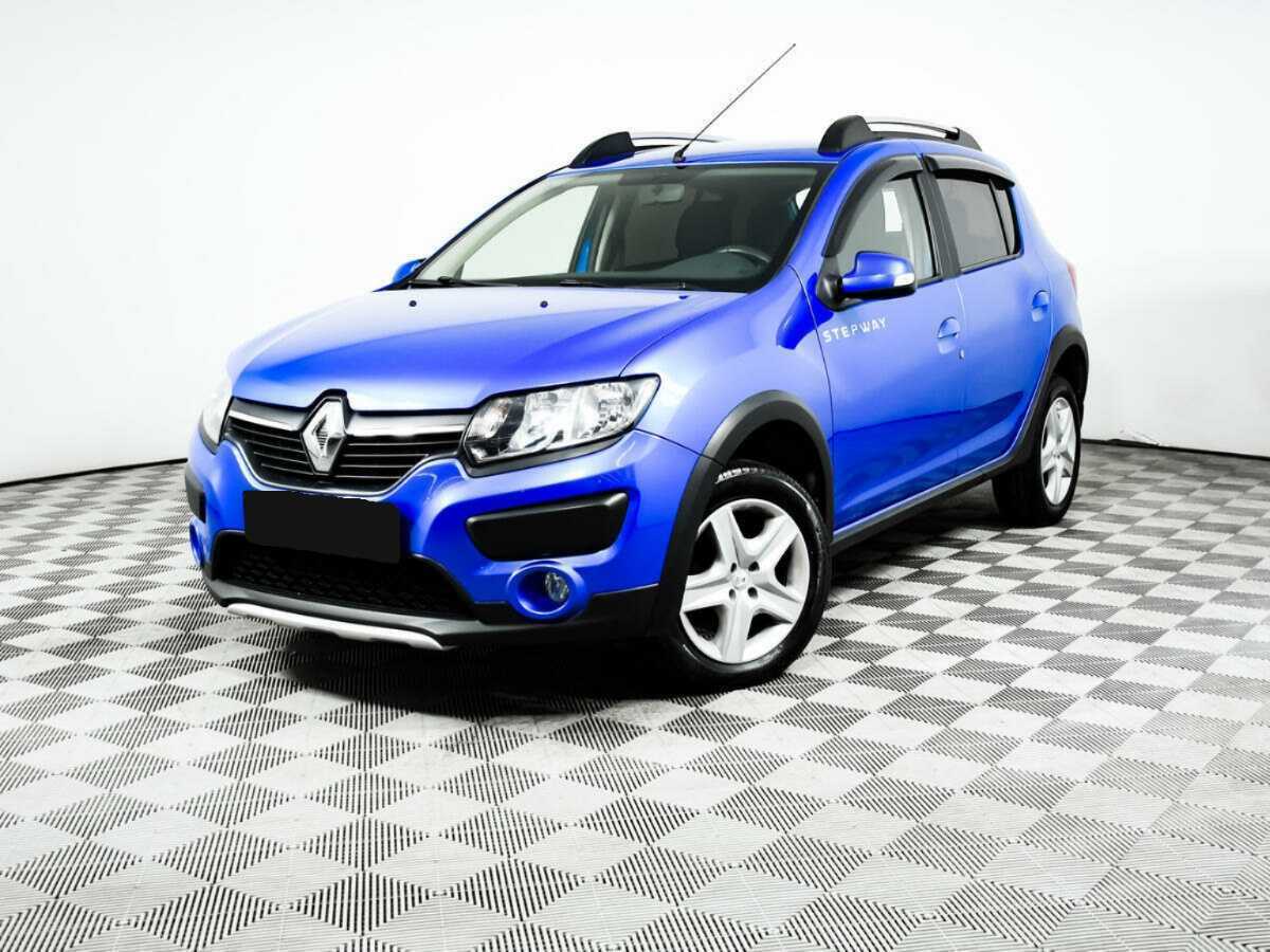 Renault Sandero с пробегом — 2016 год. Посмотреть фото