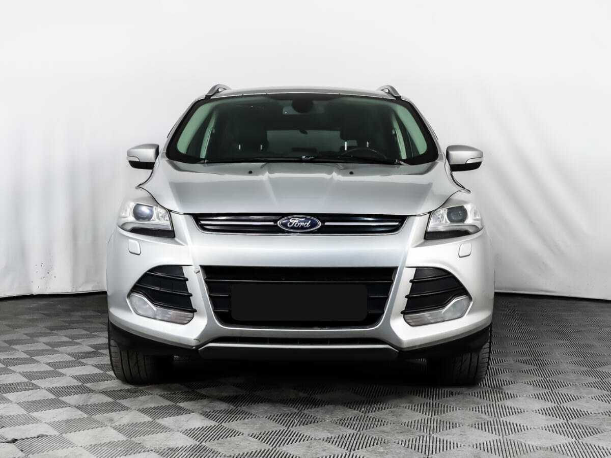 Ford Kuga с пробегом — 2014 год. Фото: #1