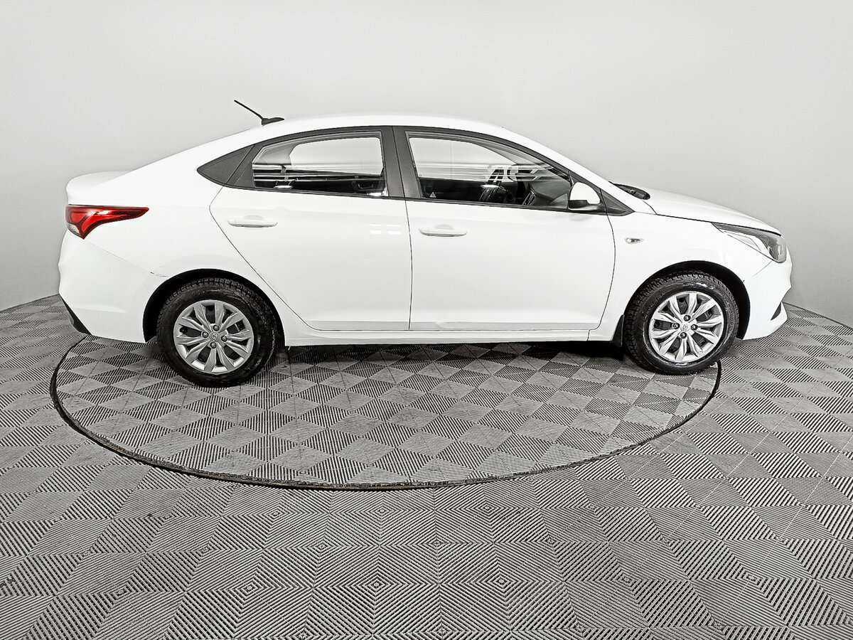 Hyundai Solaris с пробегом — 2019 год. Фото: #3