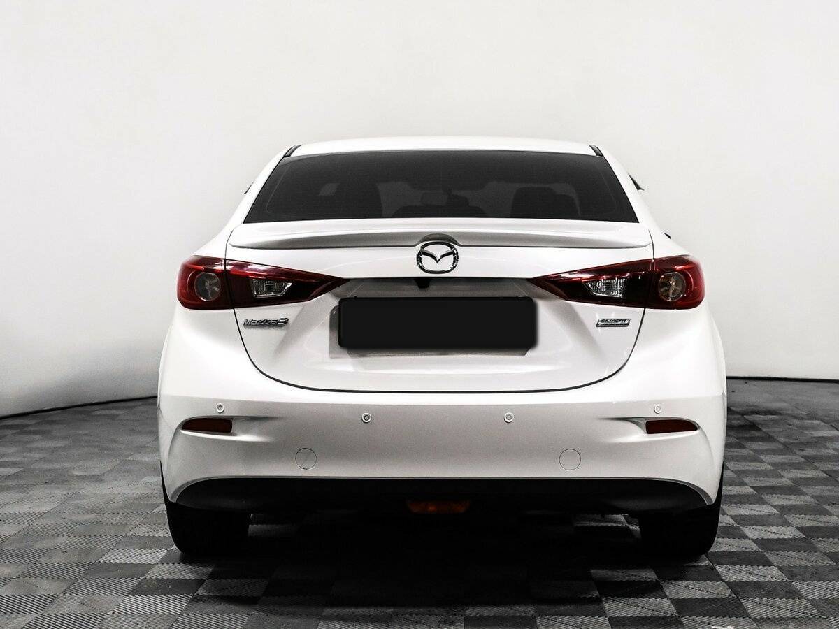 Mazda 3 с пробегом — 2014 год. Фото: #5