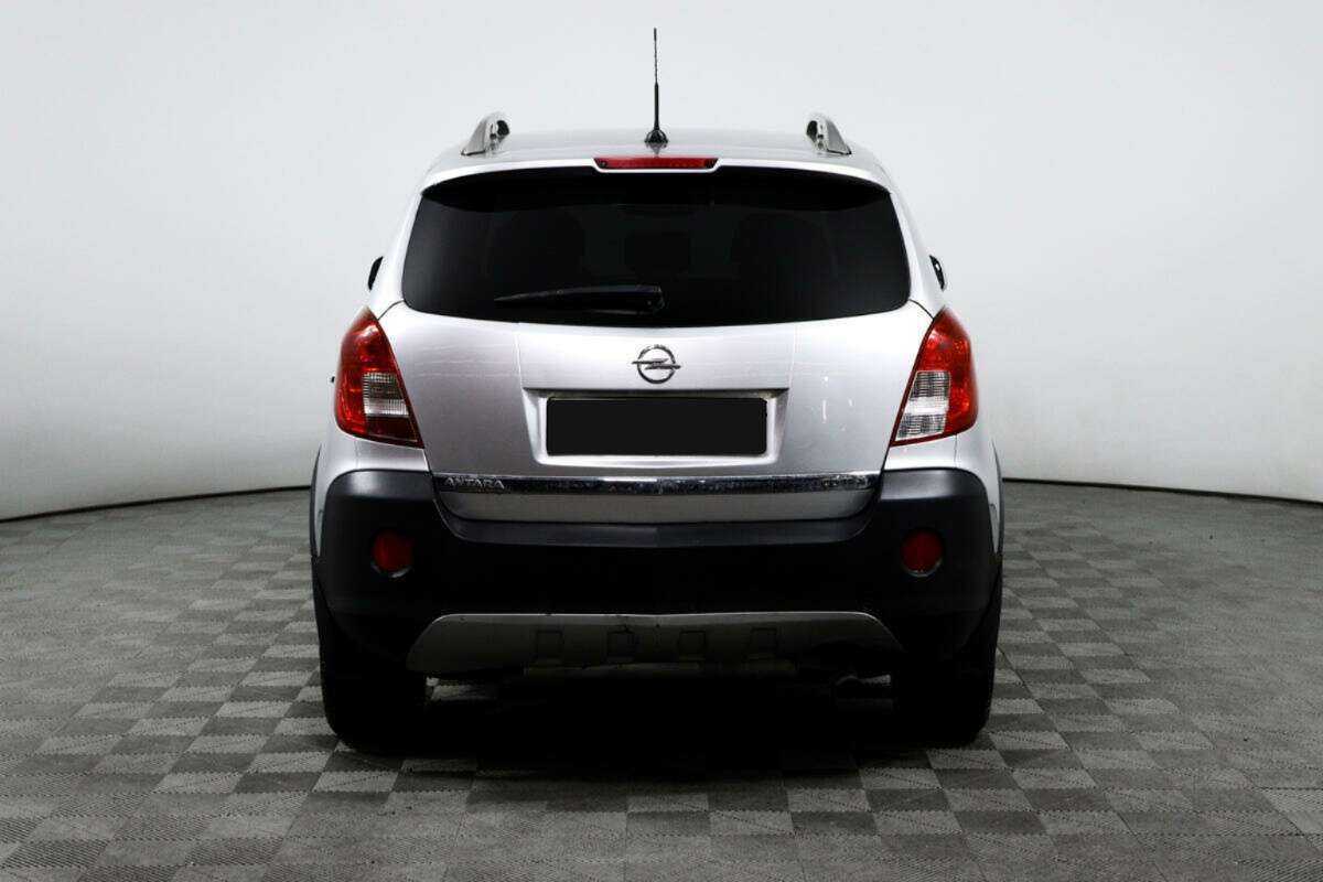 Opel Antara с пробегом — 2014 год. Фото: #5