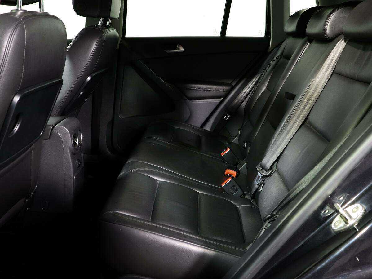 Volkswagen Tiguan с пробегом — 2012 год. Фото: #6