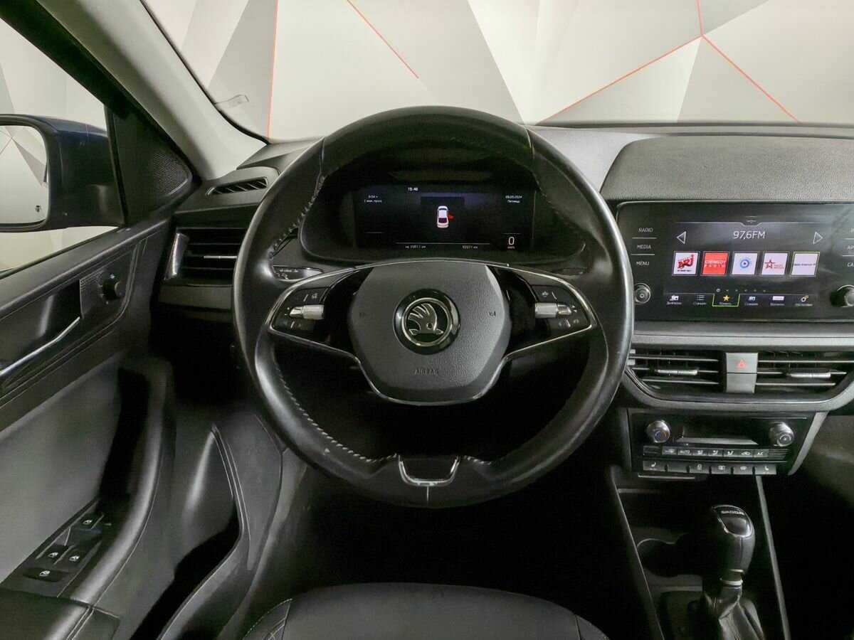 Skoda Rapid с пробегом — 2022 год. Фото: #14