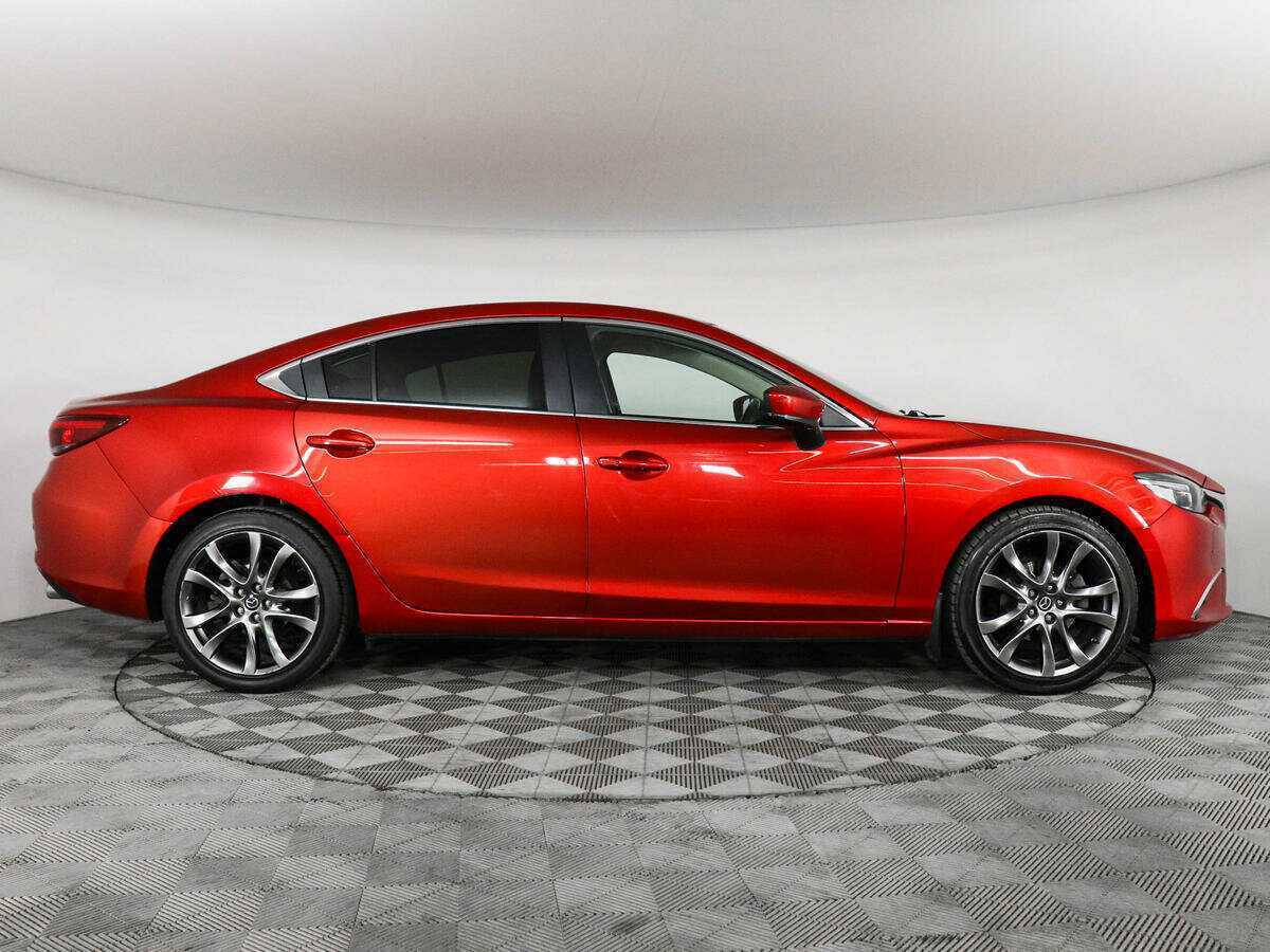 Mazda 6 с пробегом — 2017 год. Фото: #3
