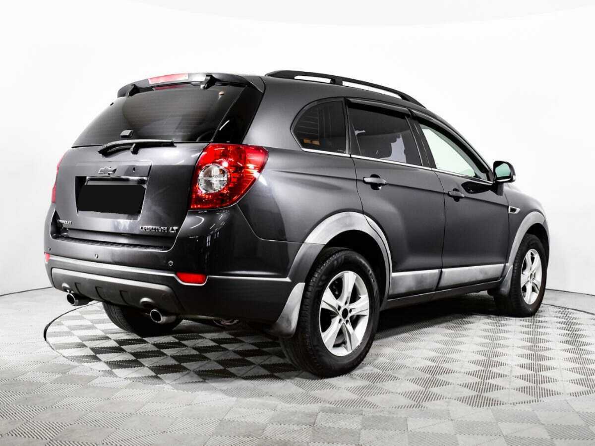 Chevrolet Captiva с пробегом — 2012 год. Фото: #4