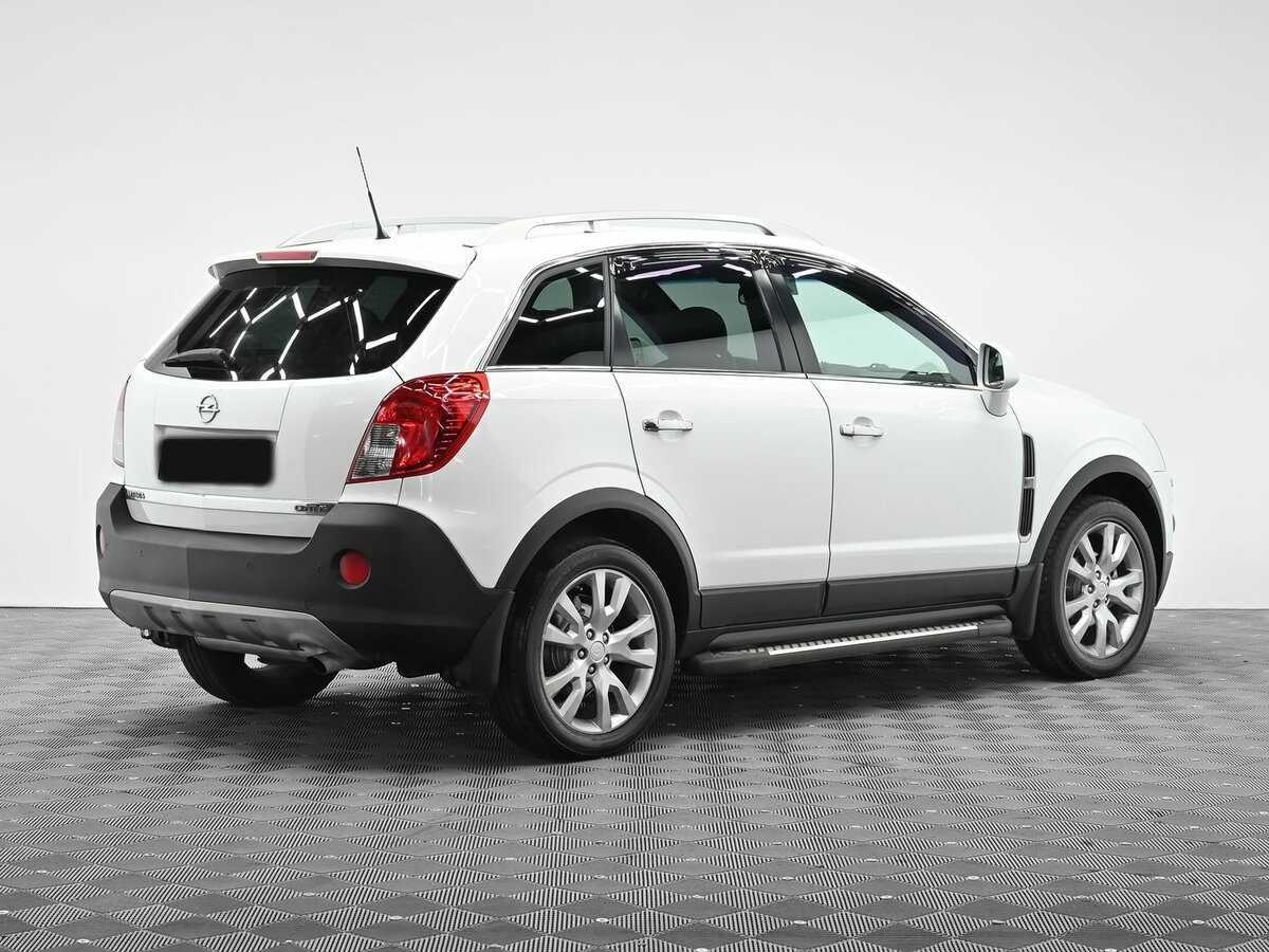 Opel Antara с пробегом — 2015 год. Фото: #3
