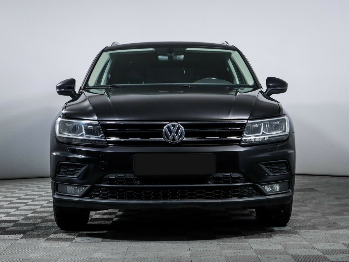 Volkswagen Tiguan с пробегом — 2018 год. Фото: #1