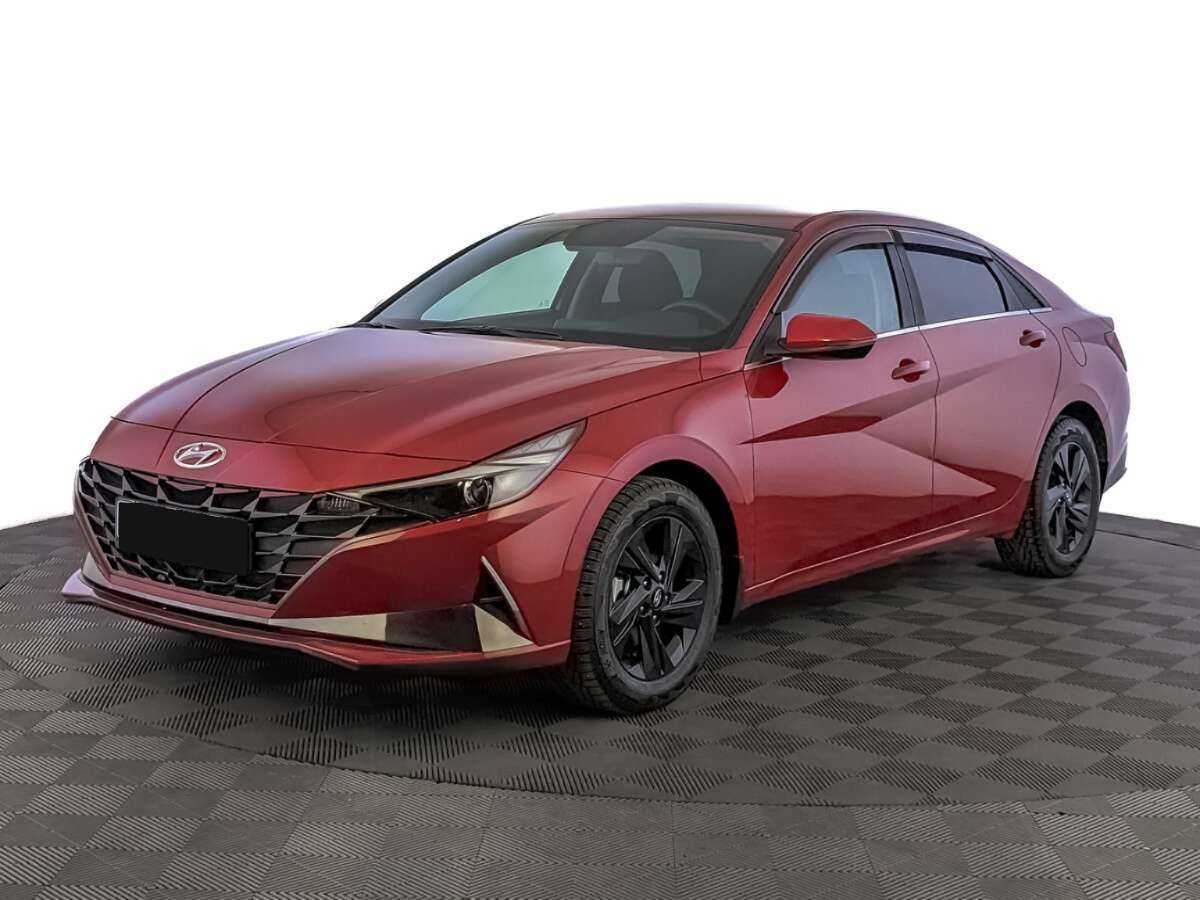 Hyundai Elantra с пробегом — 2021 год. Посмотреть фото
