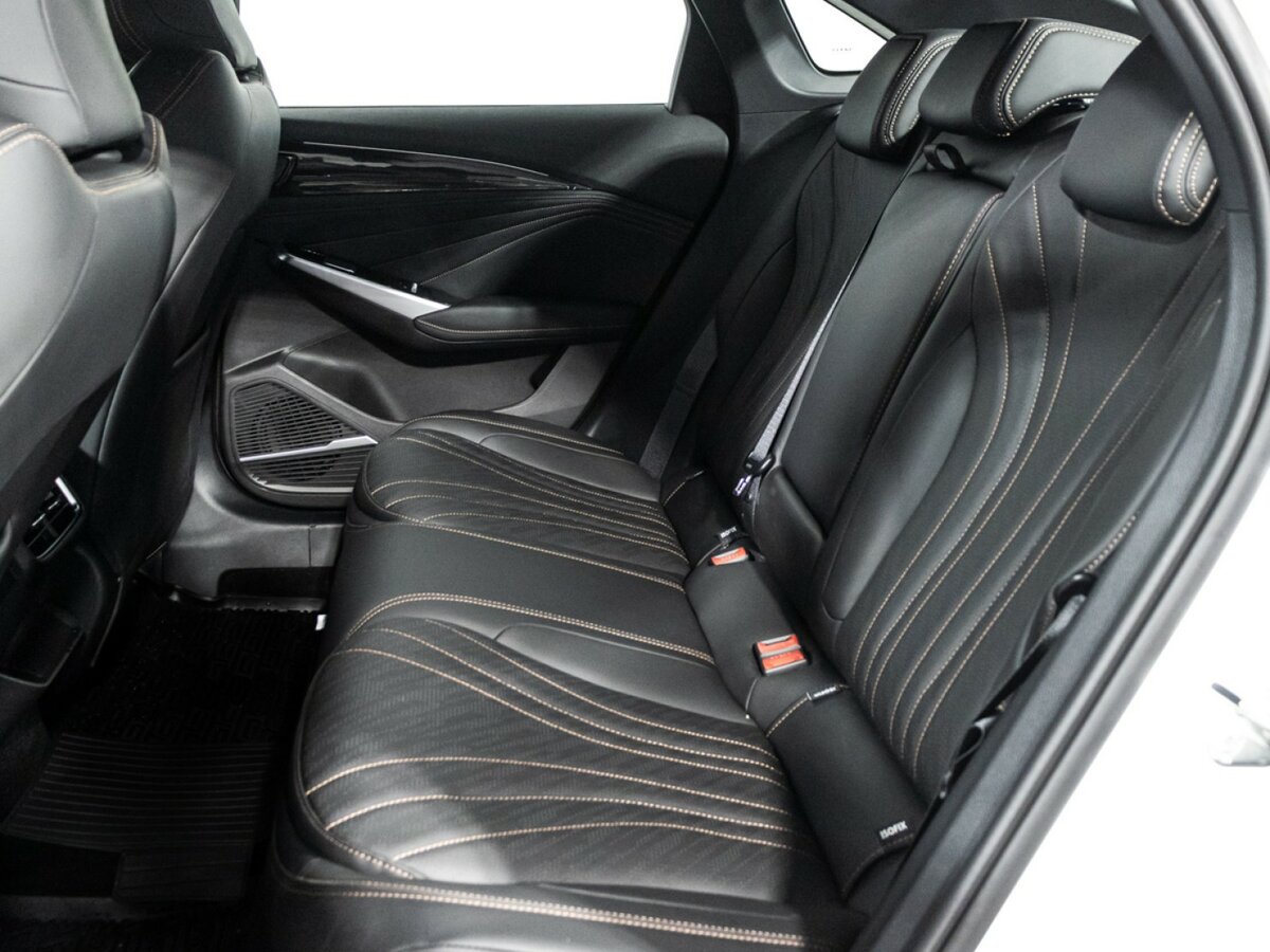 Geely Preface с пробегом — 2024 год. Фото: #9