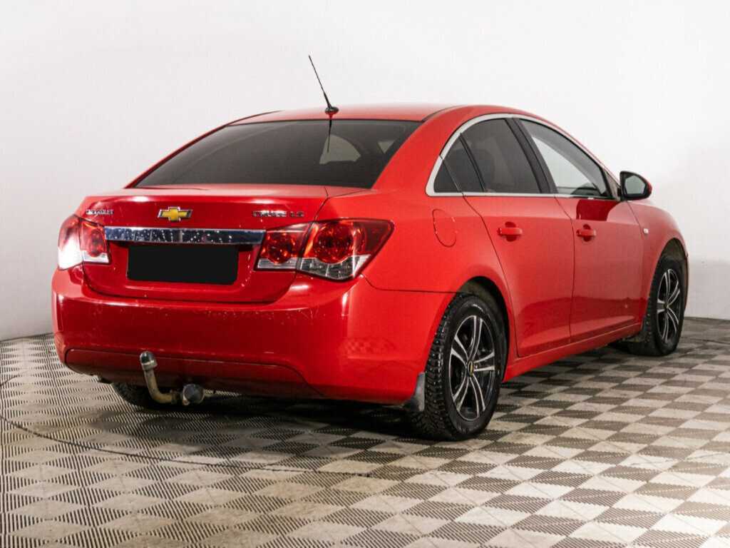 Chevrolet Cruze с пробегом — 2012 год. Фото: #4