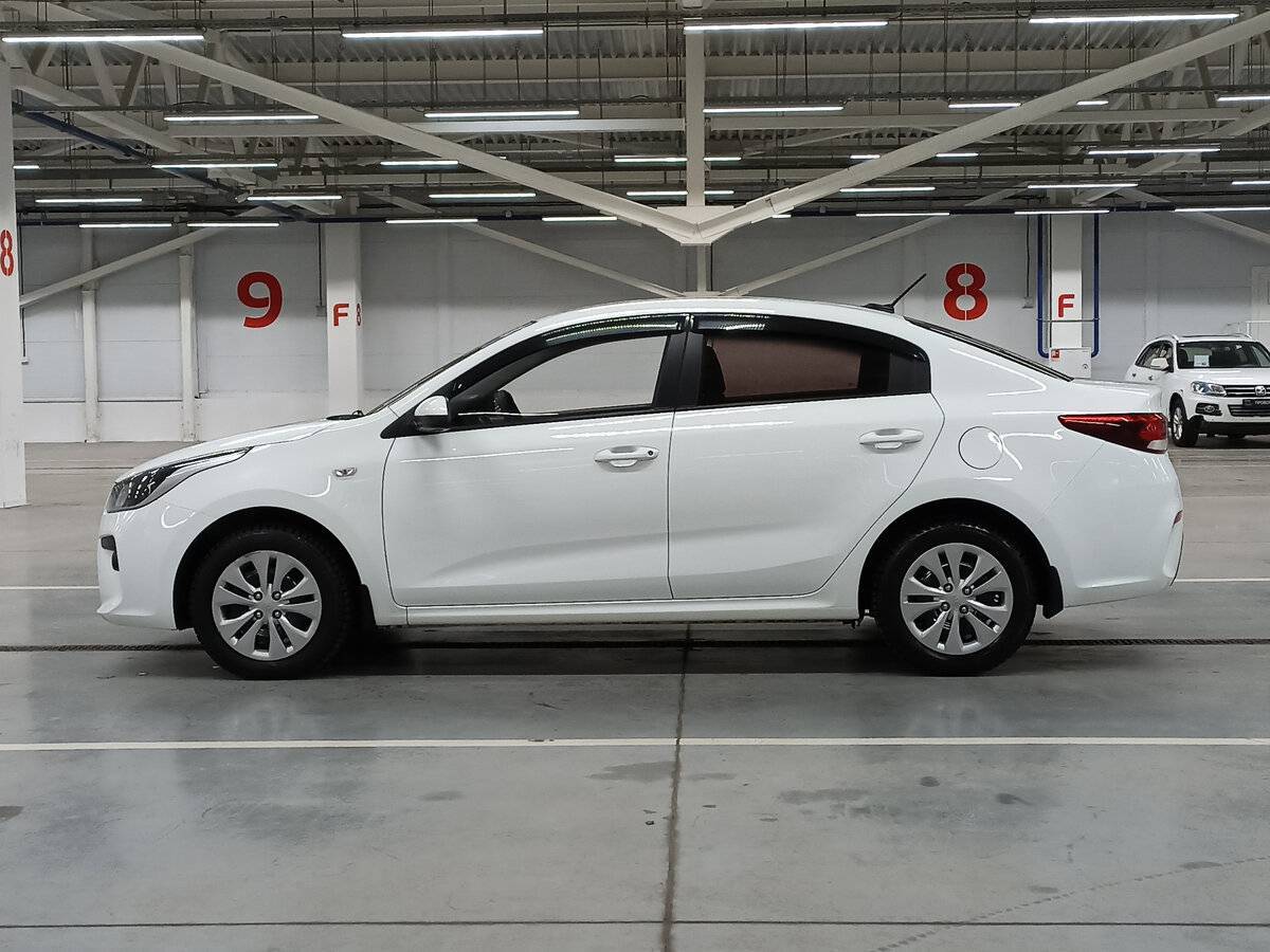 Kia Rio с пробегом — 2019 год. Фото: #7
