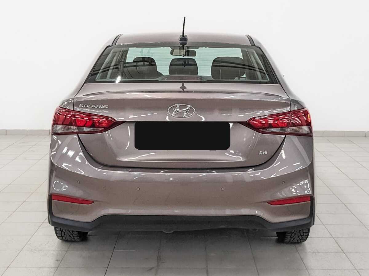 Hyundai Solaris с пробегом — 2018 год. Фото: #5