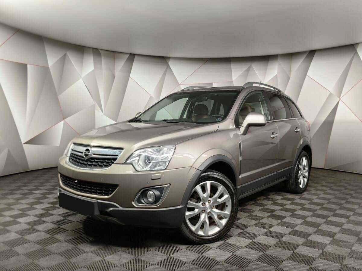 Opel Antara с пробегом — 2015 год. Фото: #0
