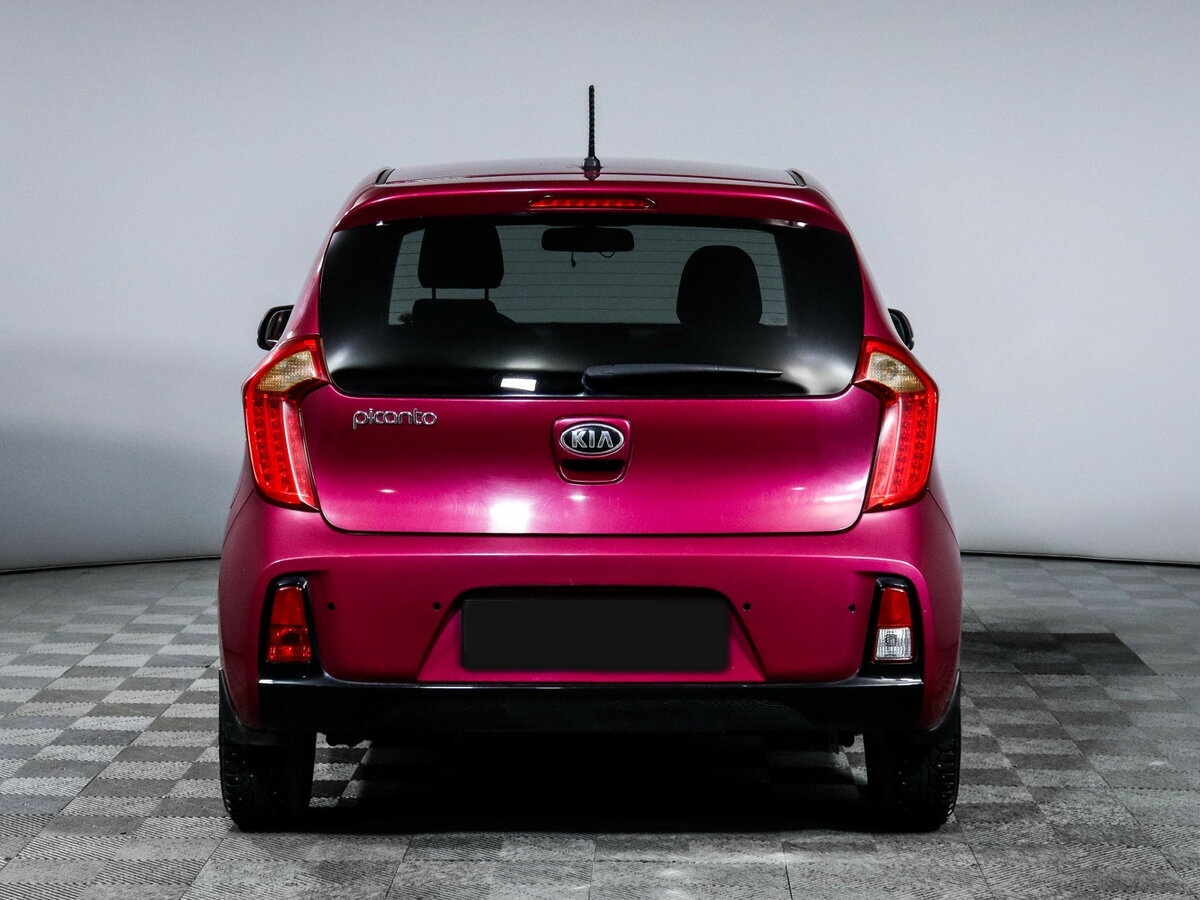 Kia Picanto с пробегом — 2015 год. Фото: #4