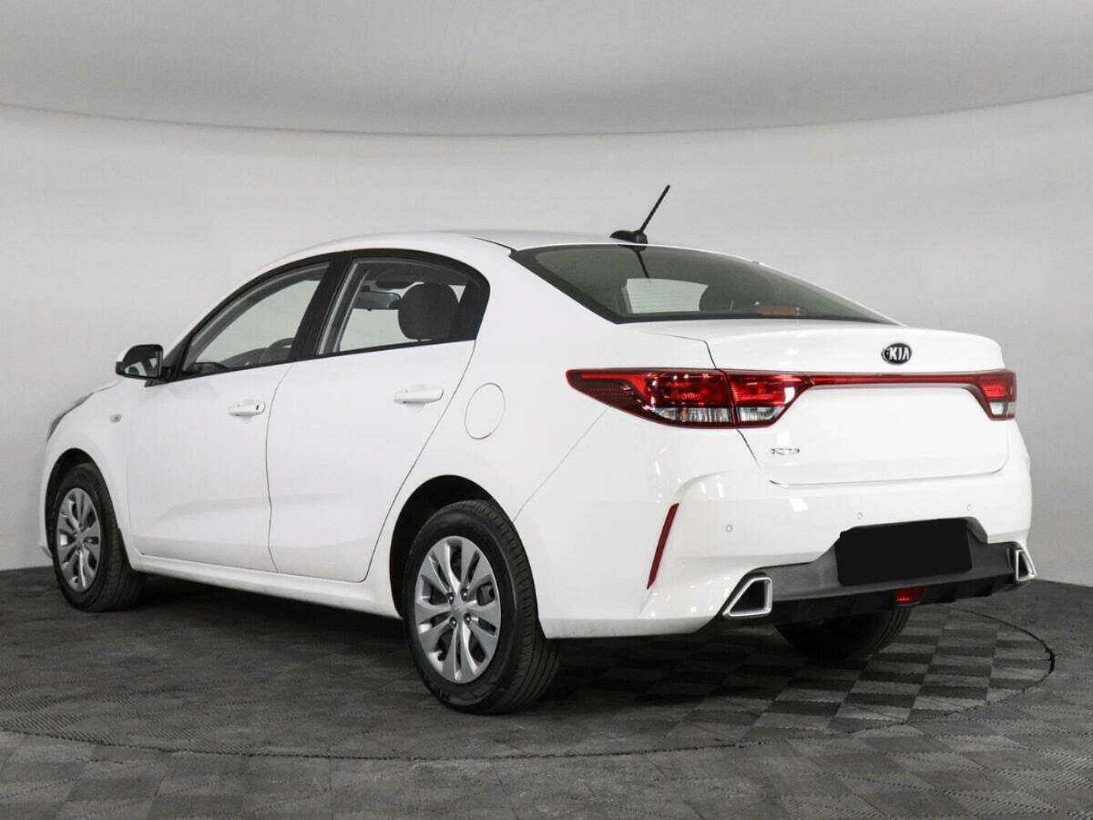 Kia Rio с пробегом — 2021 год. Фото: #6