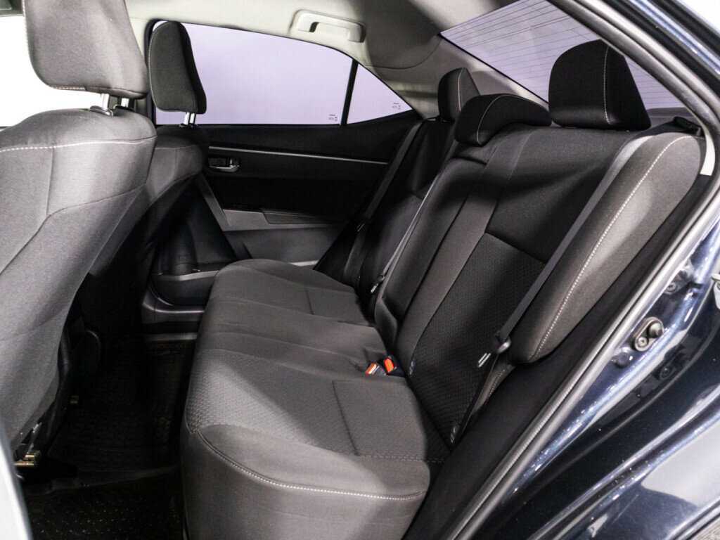 Toyota Corolla с пробегом — 2014 год. Фото: #9