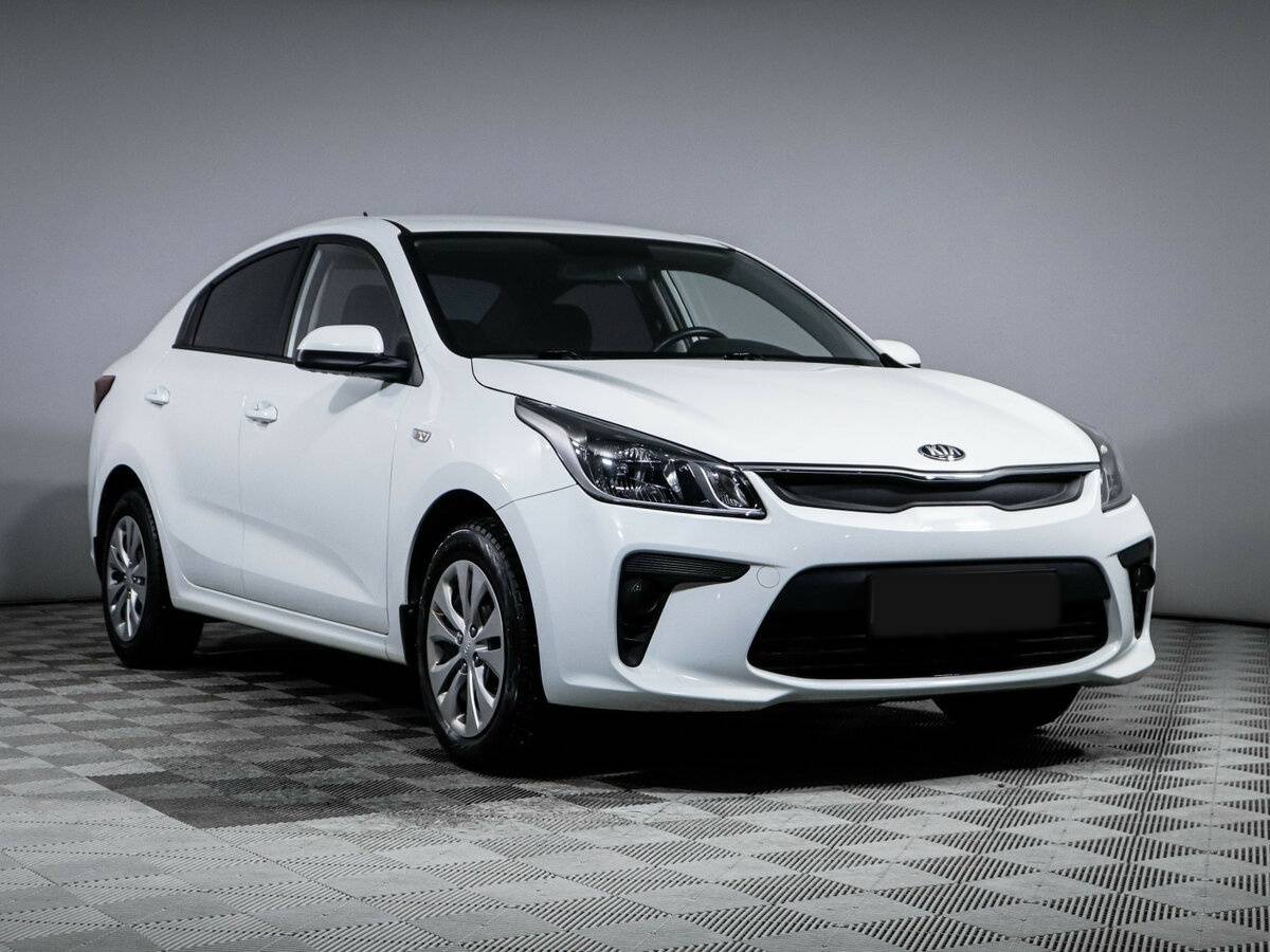 Kia Rio с пробегом — 2018 год. Фото: #2