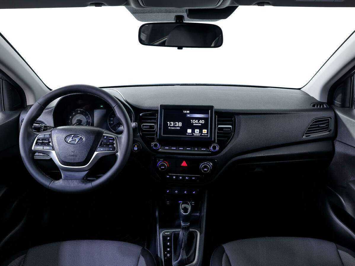 Hyundai Solaris с пробегом — 2020 год. Фото: #8