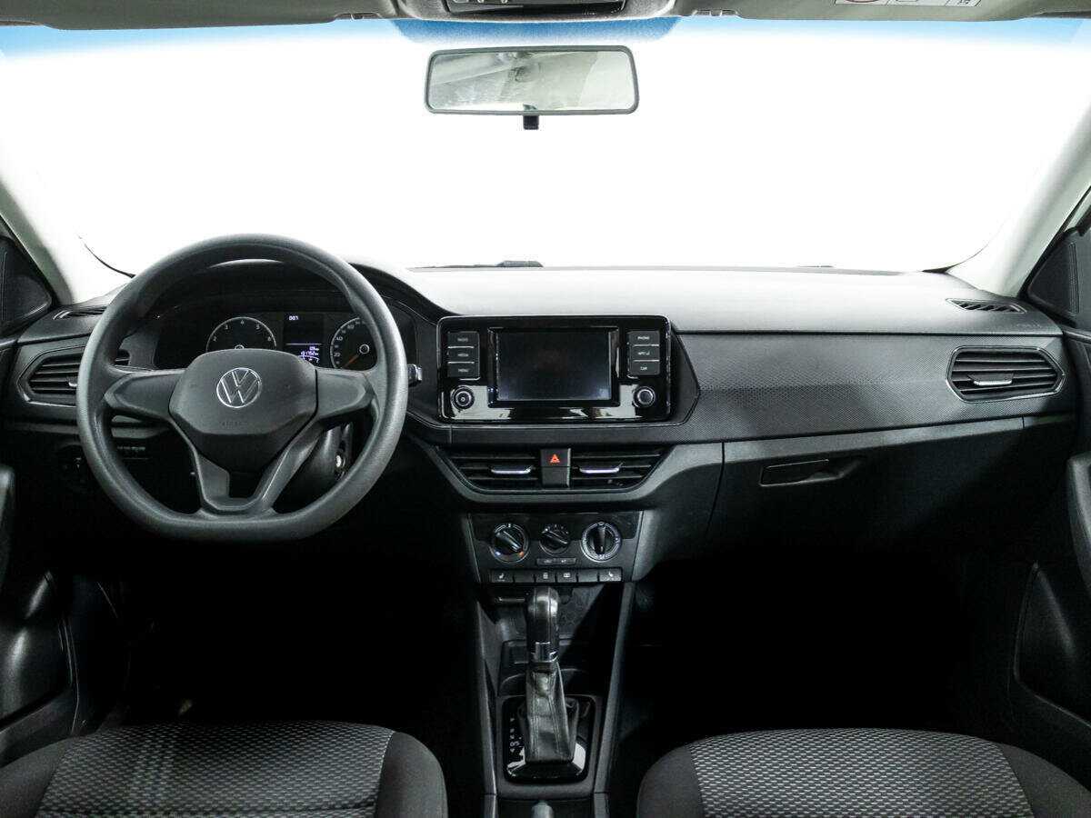 Volkswagen Polo с пробегом — 2021 год. Фото: #12