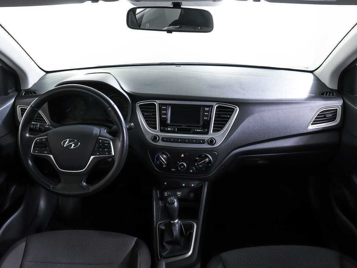 Hyundai Solaris с пробегом — 2019 год. Фото: #10