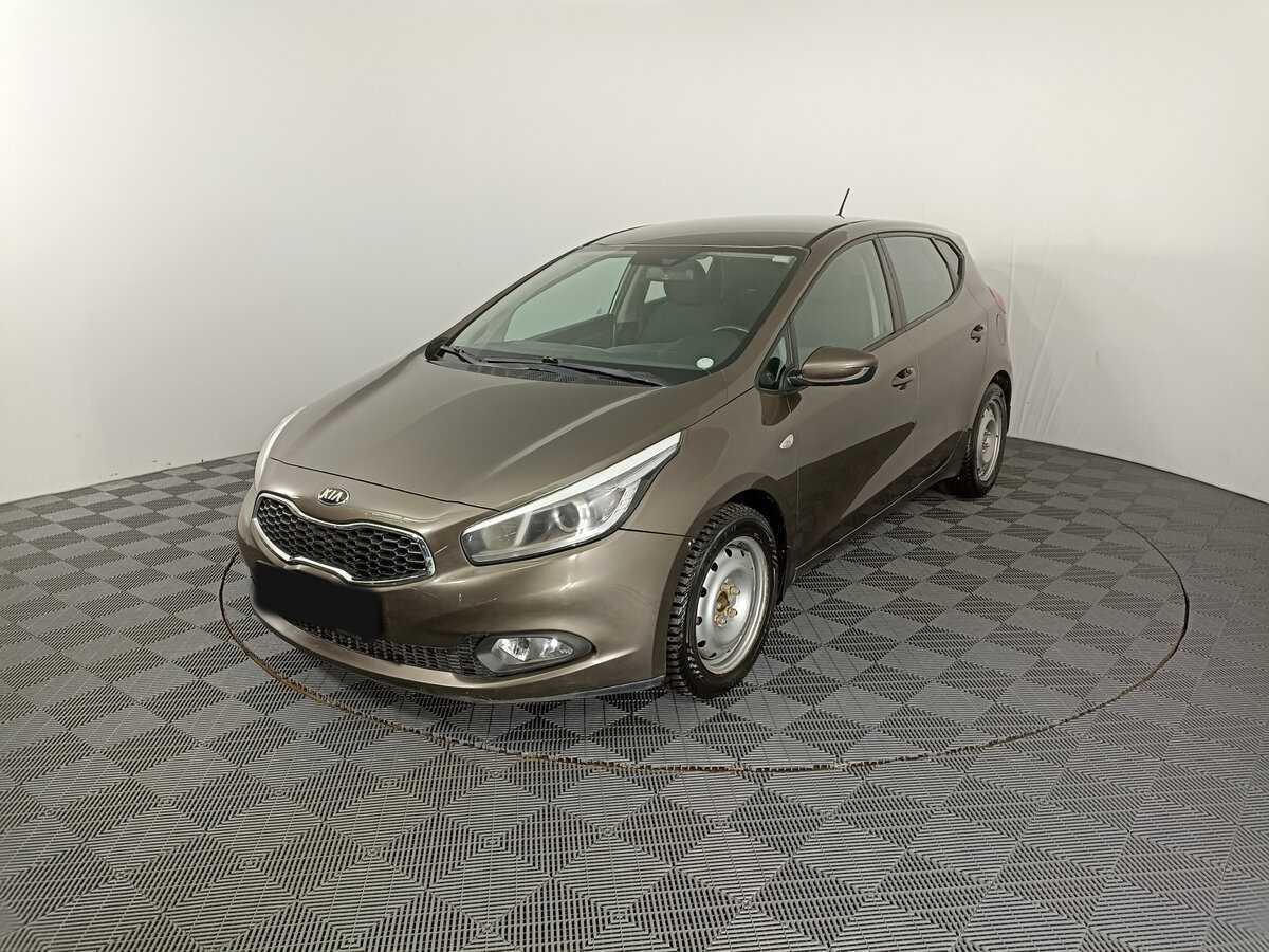 Kia Ceed с пробегом — 2012 год. Посмотреть фото