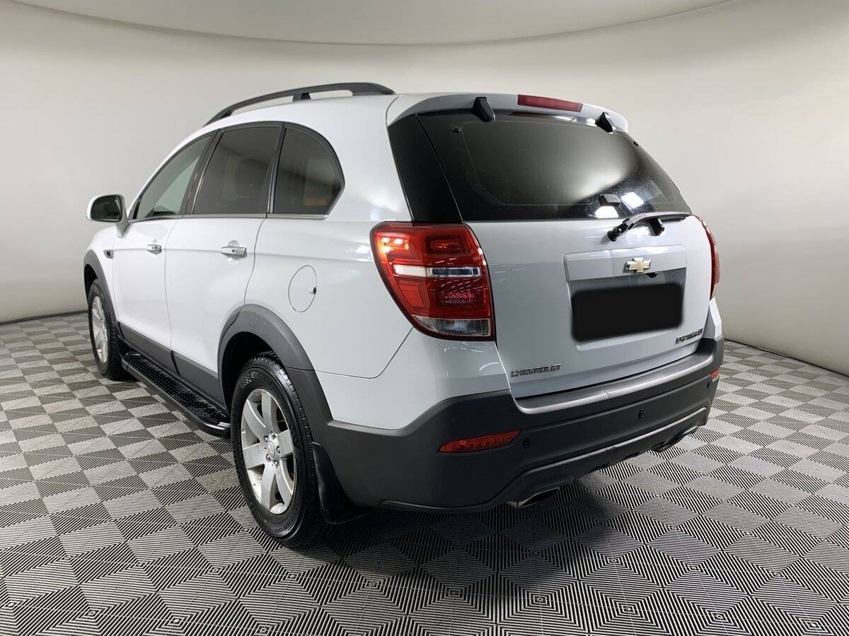 Chevrolet Captiva с пробегом — 2014 год. Фото: #6