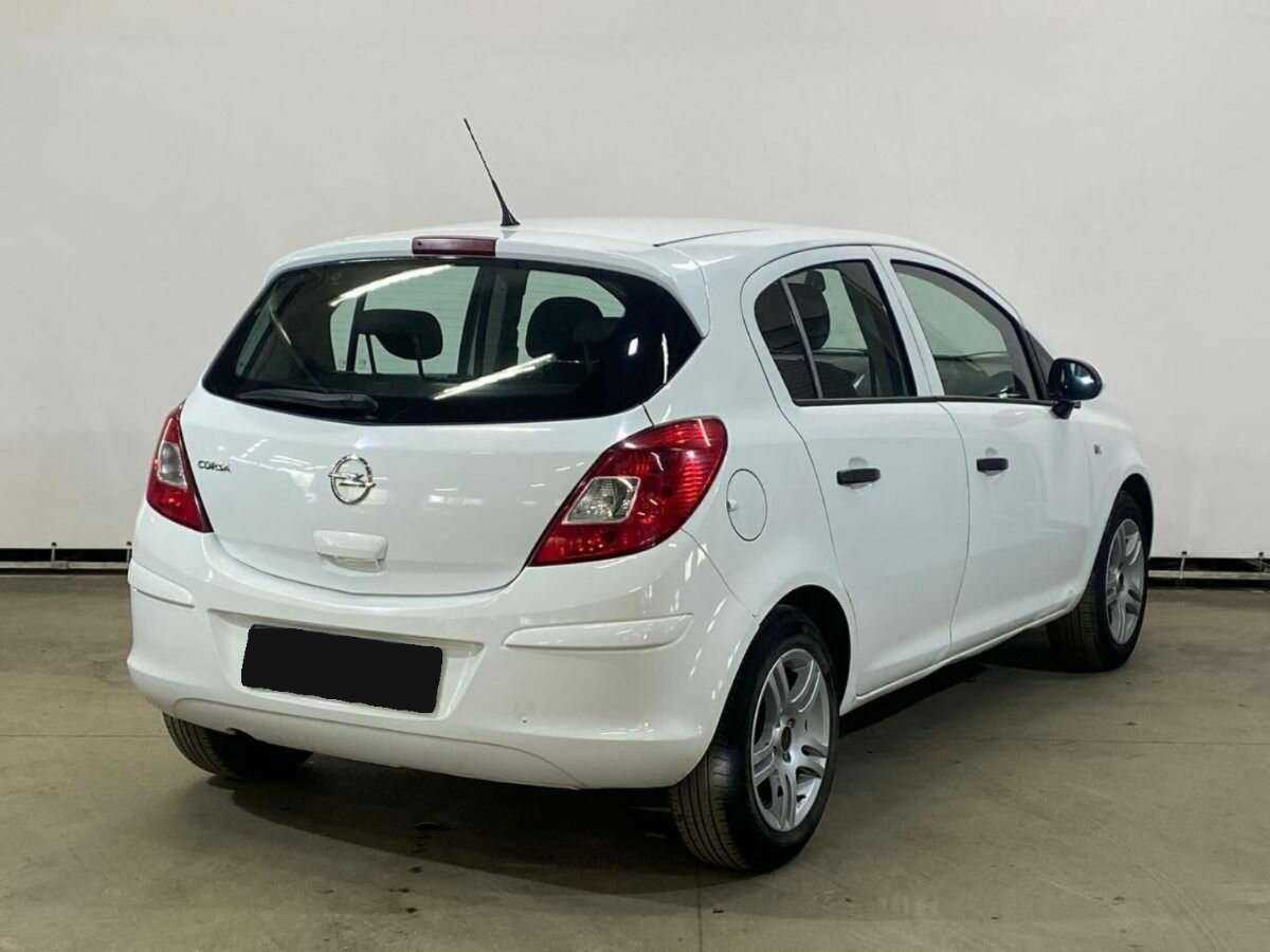 Opel Corsa с пробегом — 2012 год. Фото: #4