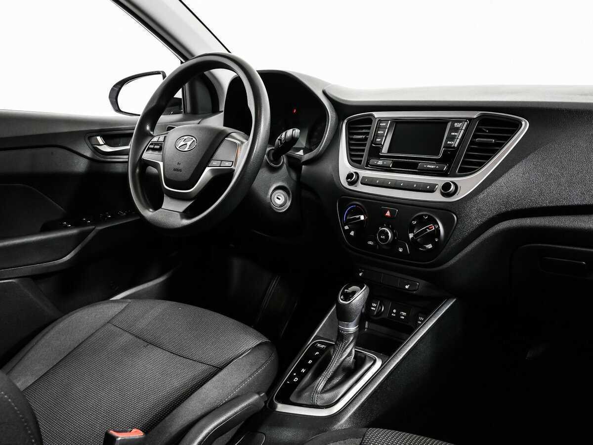 Hyundai Solaris с пробегом — 2018 год. Фото: #8