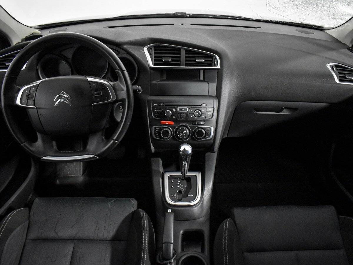 Citroen C4 с пробегом — 2012 год. Фото: #13