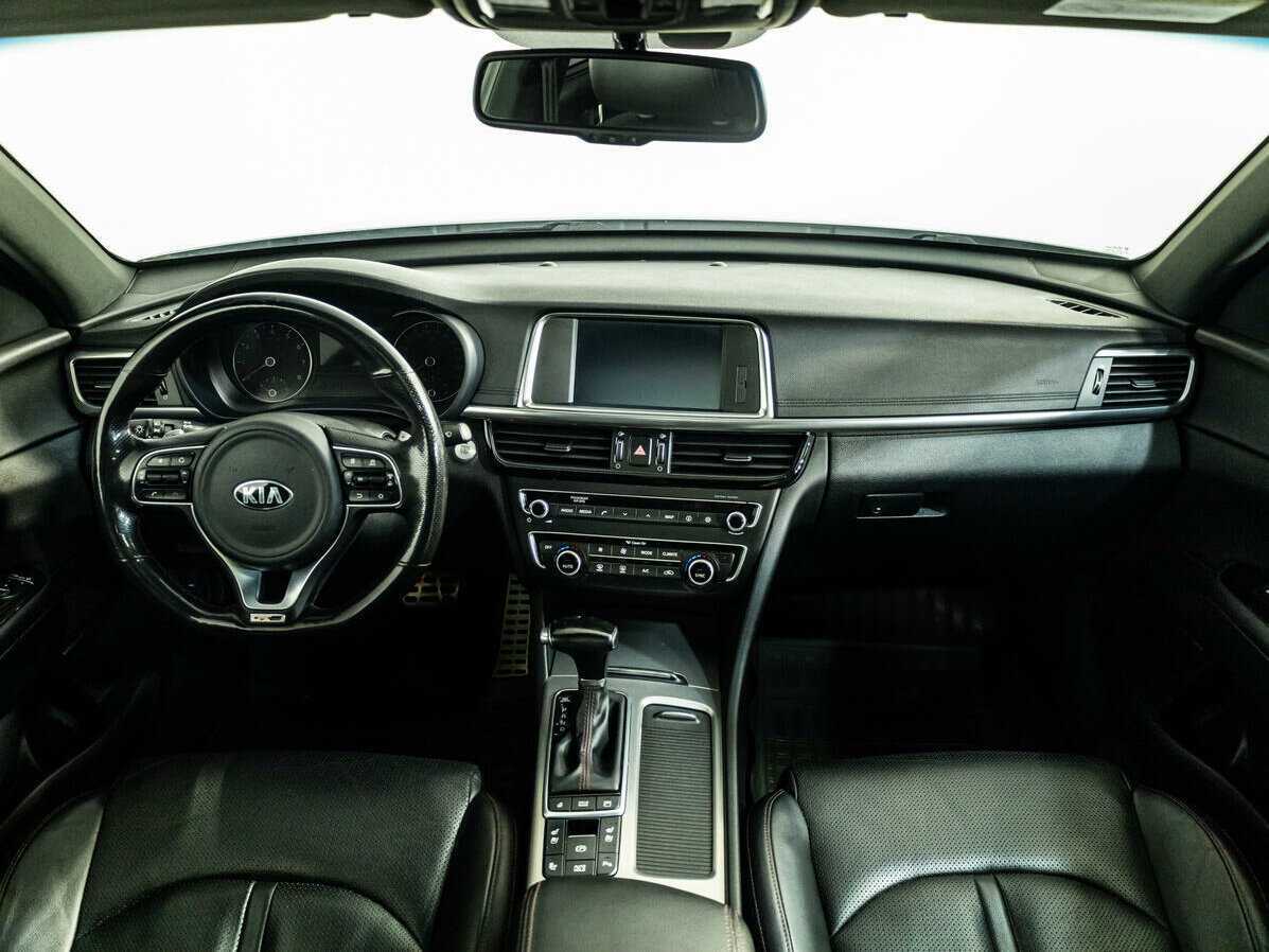 Kia Optima с пробегом — 2016 год. Фото: #11
