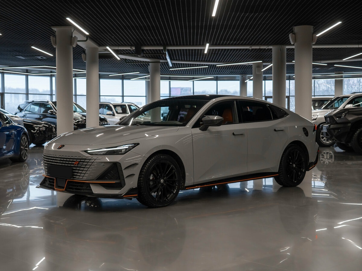 Changan UNI-V с пробегом — 2023 год. Фото: #0