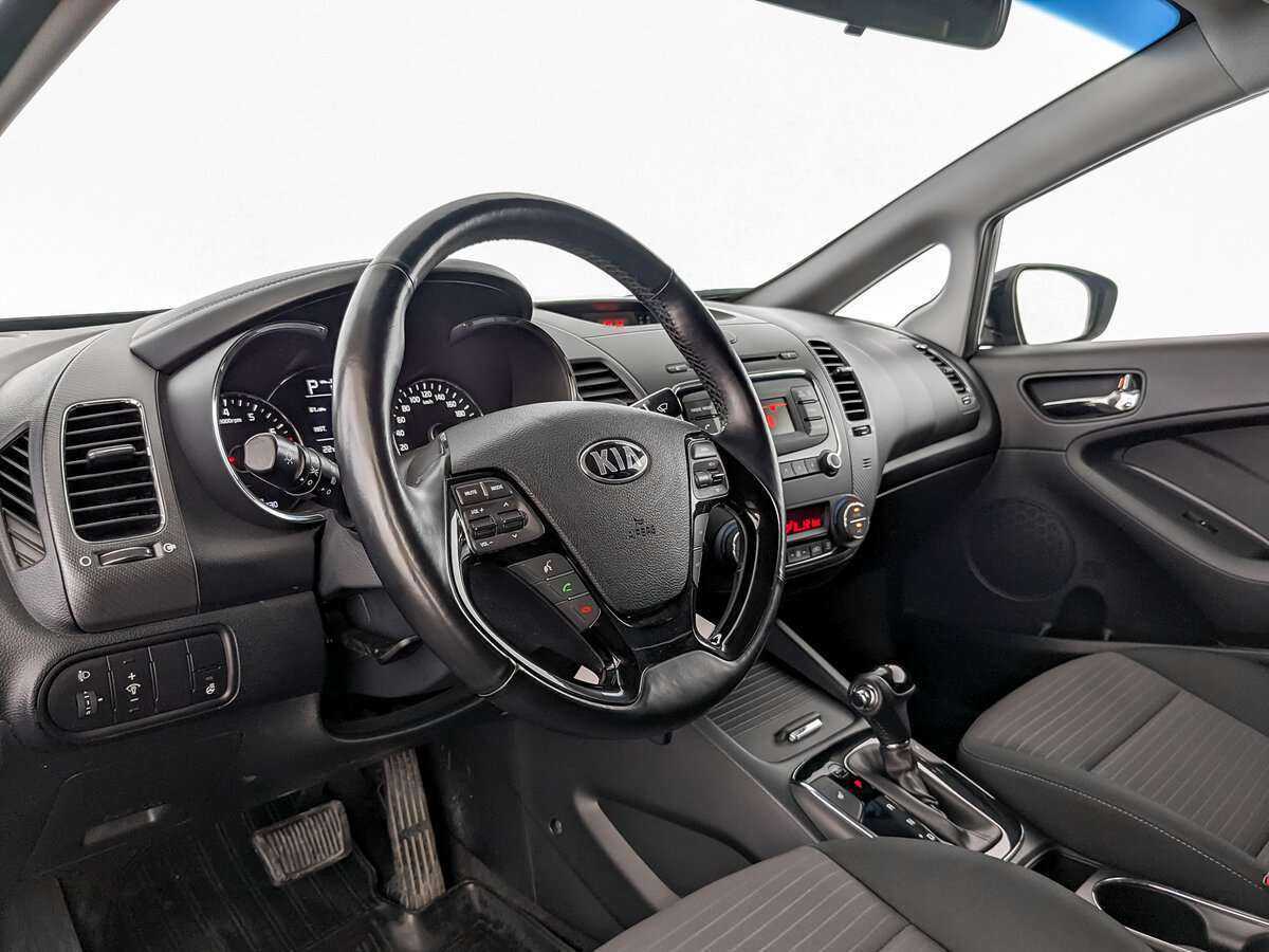 Kia Cerato с пробегом — 2019 год. Фото: #13
