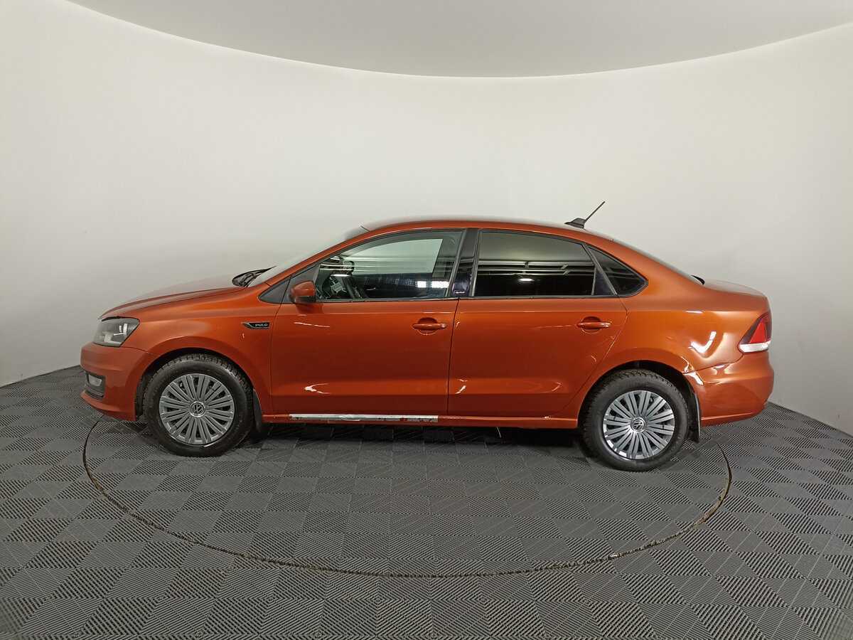 Volkswagen Polo с пробегом — 2017 год. Фото: #6