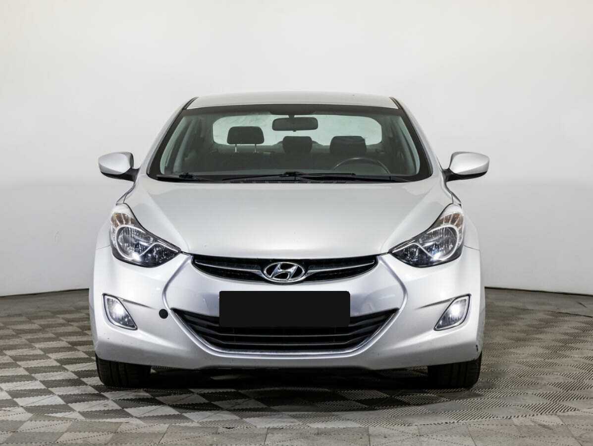 Hyundai Elantra с пробегом — 2013 год. Фото: #1