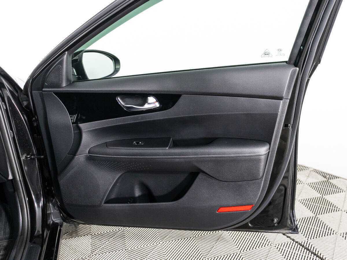 Kia Cerato с пробегом — 2021 год. Фото: #24