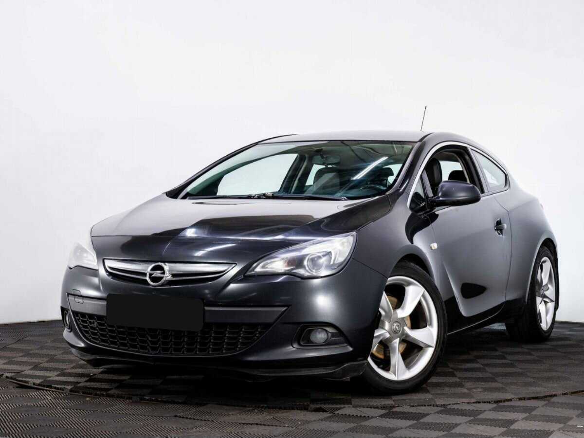 Opel Astra с пробегом — 2013 год. Фото: #0