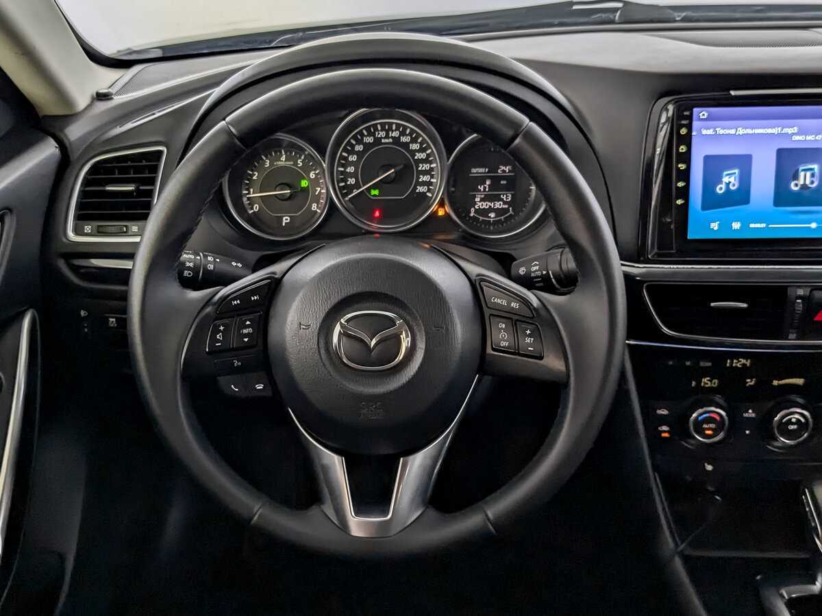 Mazda 6 с пробегом — 2014 год. Фото: #16