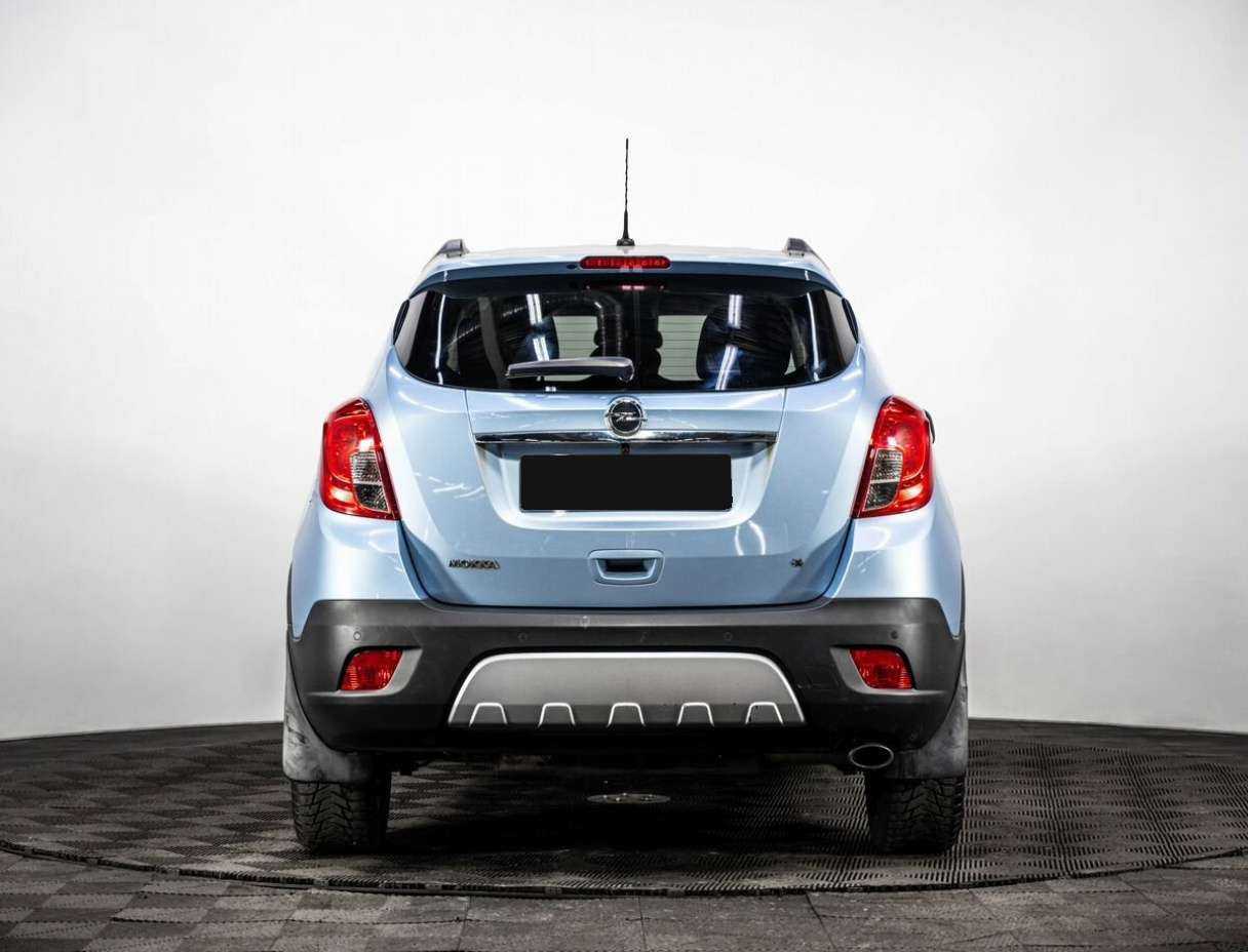 Opel Mokka с пробегом — 2012 год. Фото: #3