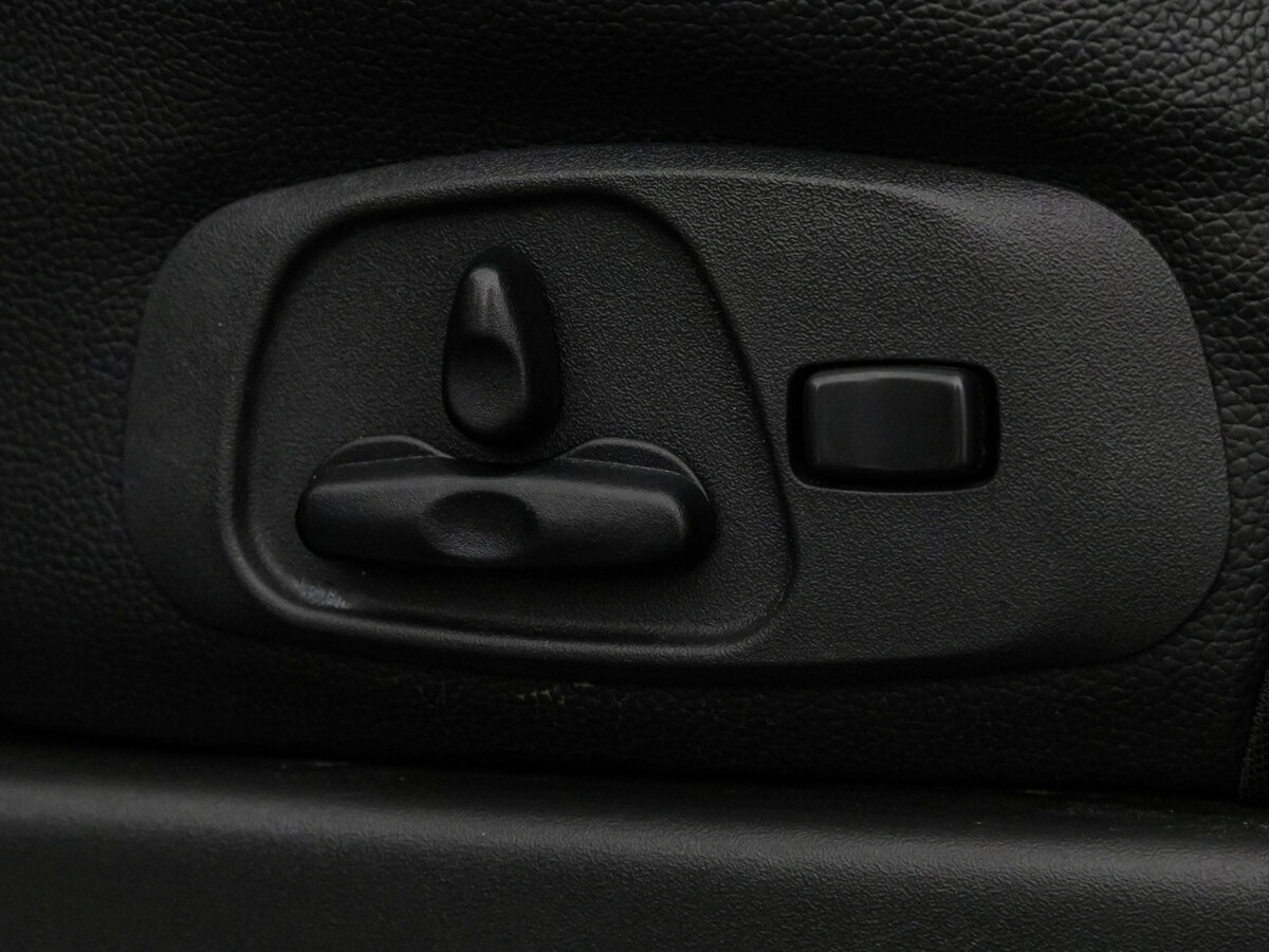 Mitsubishi Pajero с пробегом — 2014 год. Фото: #13