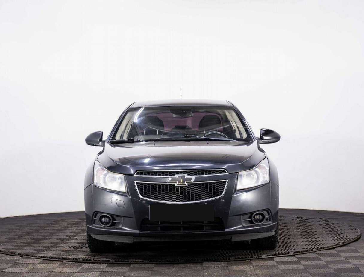 Chevrolet Cruze с пробегом — 2012 год. Фото: #1
