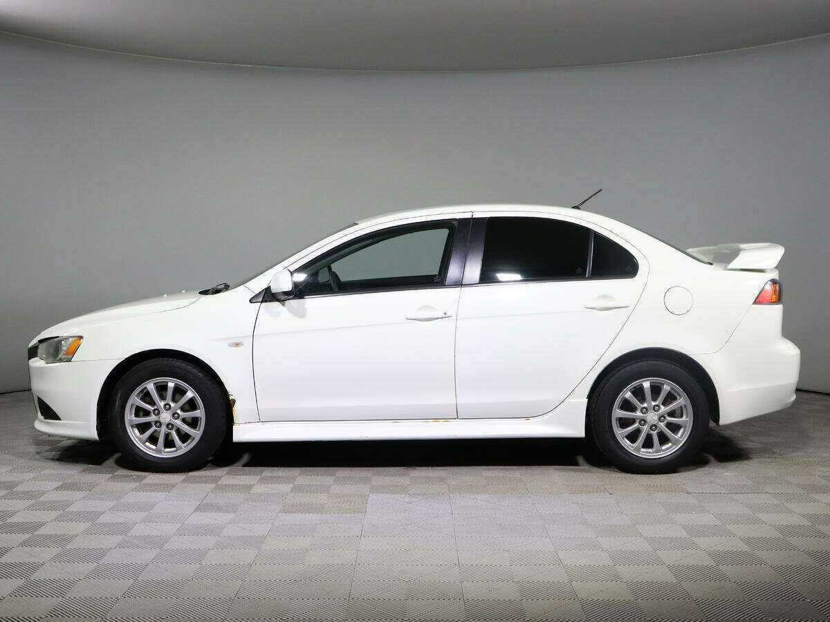 Mitsubishi Lancer с пробегом — 2012 год. Фото: #7