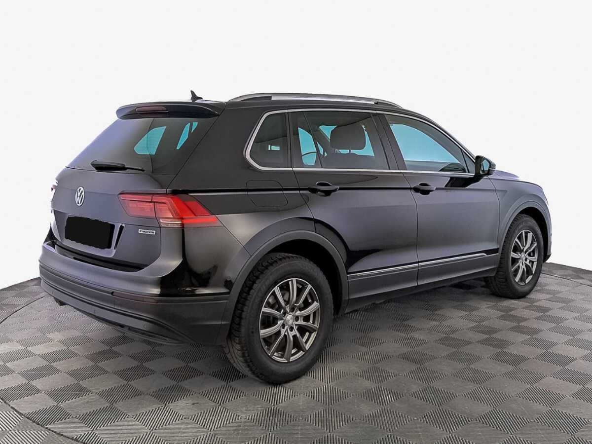 Volkswagen Tiguan с пробегом — 2018 год. Фото: #4