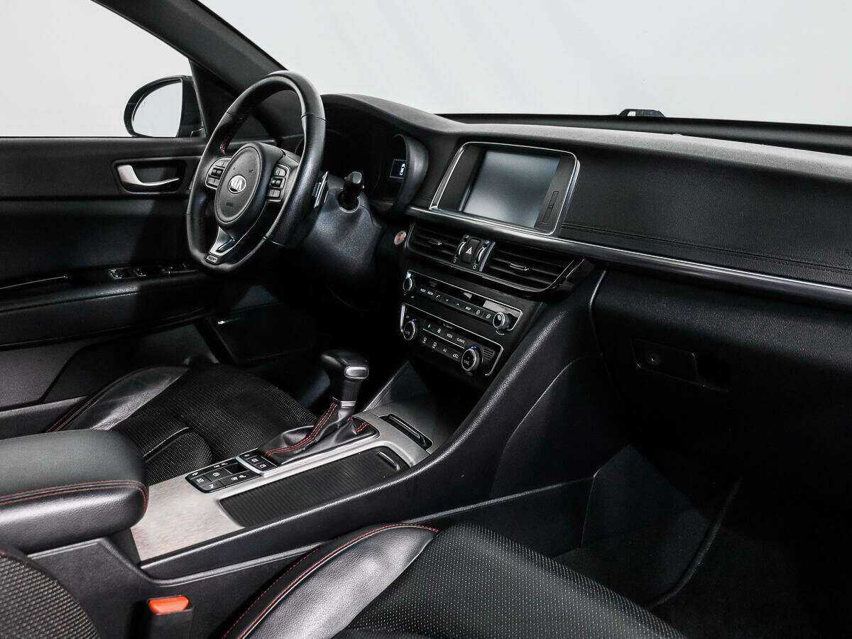 Kia Optima с пробегом — 2016 год. Фото: #13
