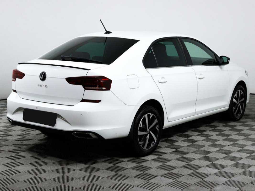 Volkswagen Polo с пробегом — 2021 год. Фото: #4