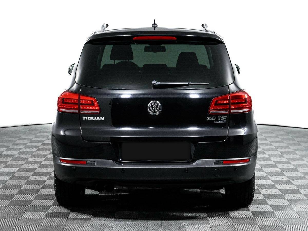 Volkswagen Tiguan с пробегом — 2015 год. Фото: #5