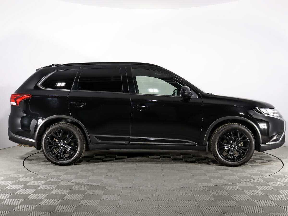 Mitsubishi Outlander с пробегом — 2020 год. Фото: #3